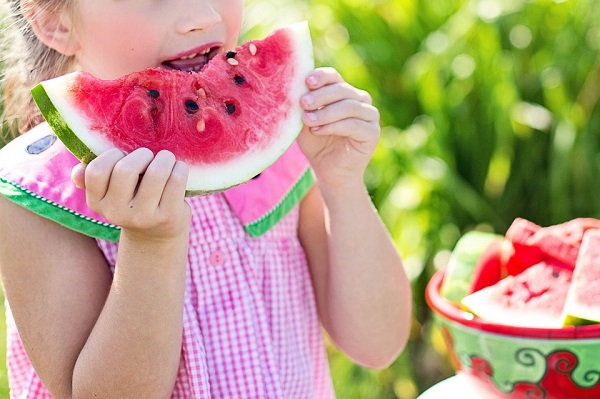 Girl_eating_watermelon.jpg